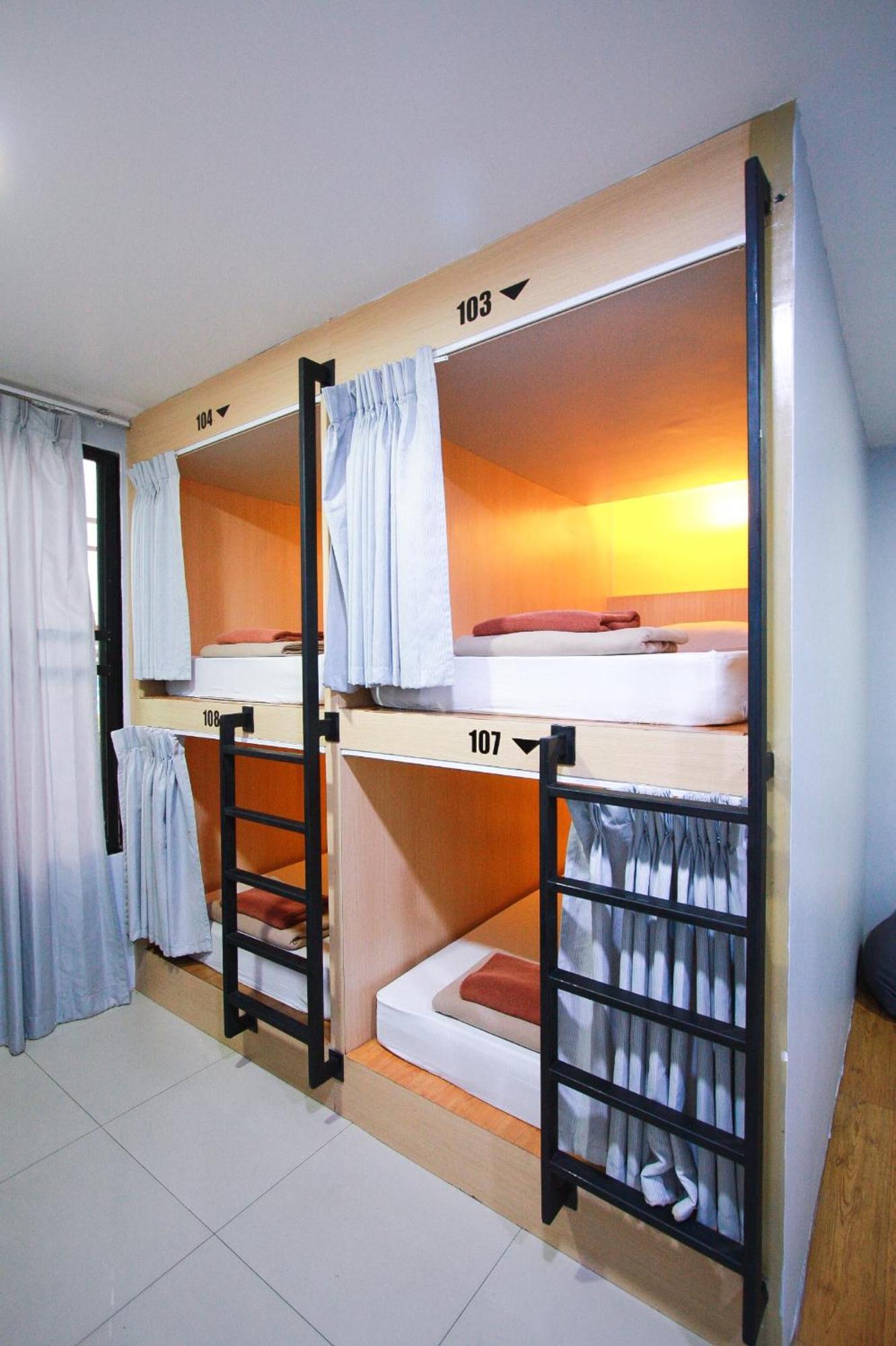 18 Coins Budget Hotel Pattaya Room photo