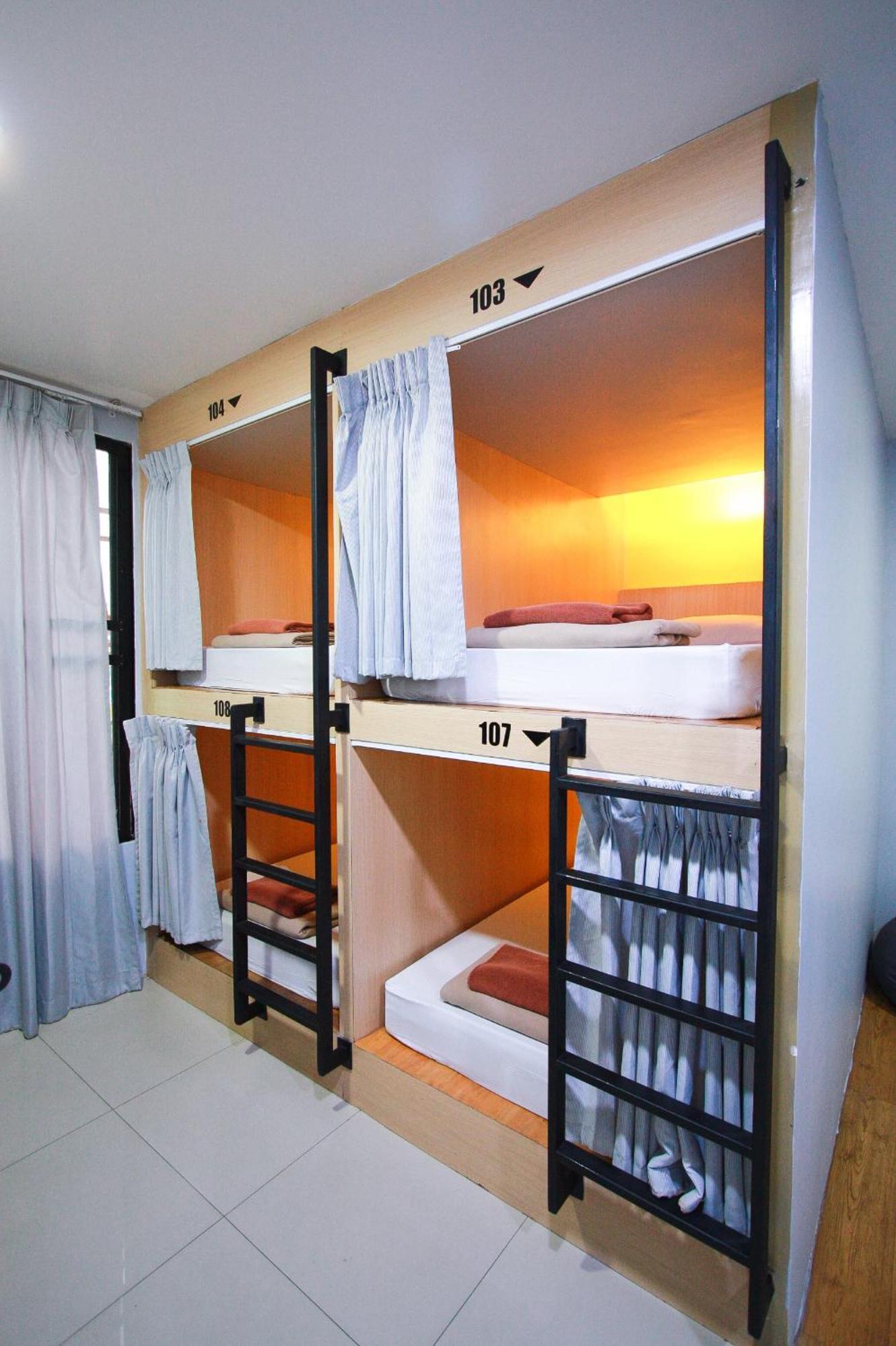 18 Coins Budget Hotel Pattaya Room photo