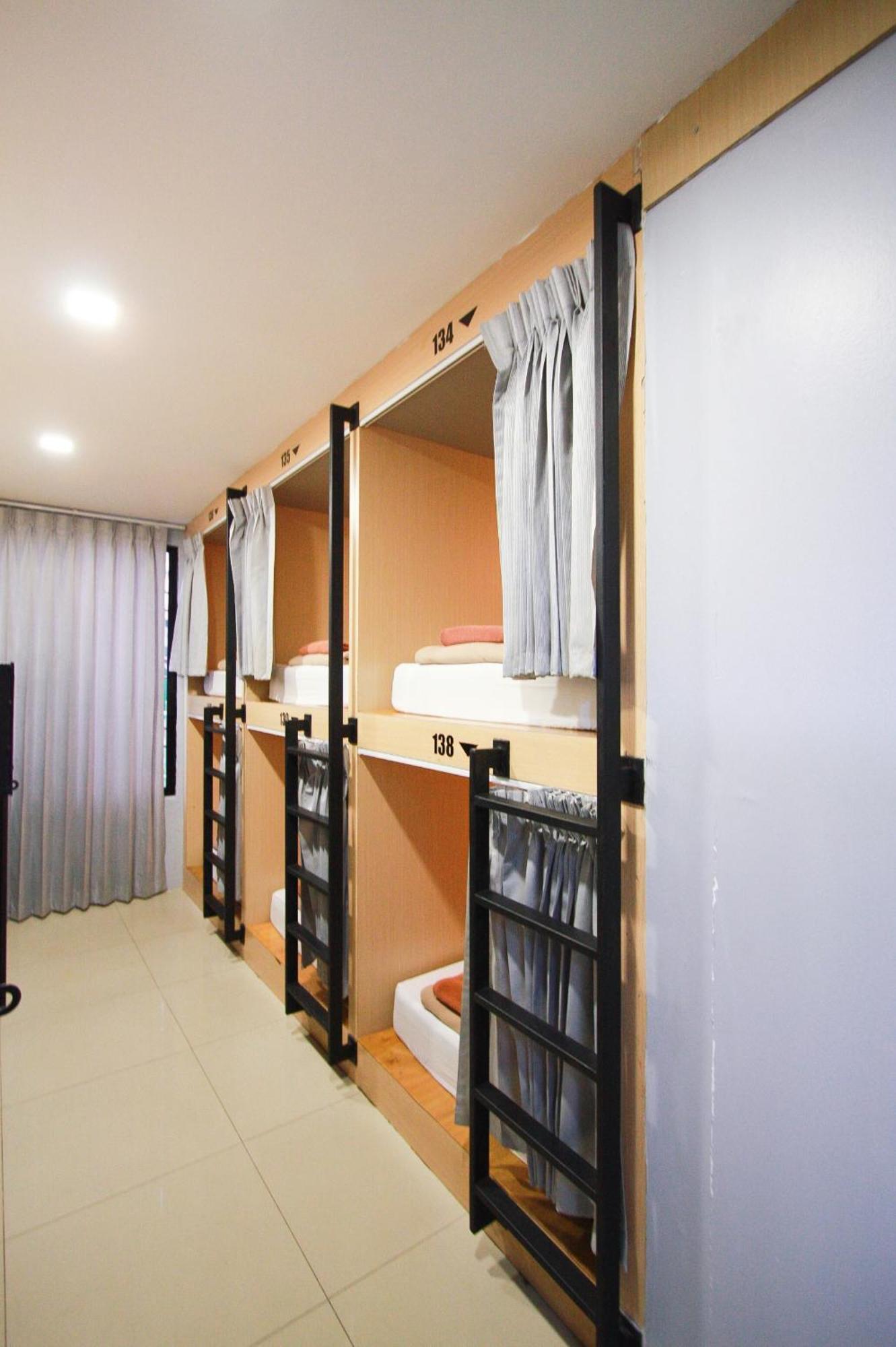 18 Coins Budget Hotel Pattaya Exterior photo